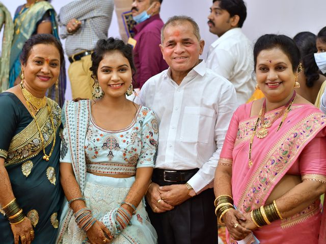 Supriya and Sachin&apos;s wedding in Mumbai, Maharashtra 135