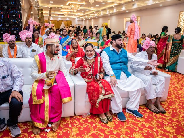 Supriya and Sachin&apos;s wedding in Mumbai, Maharashtra 48