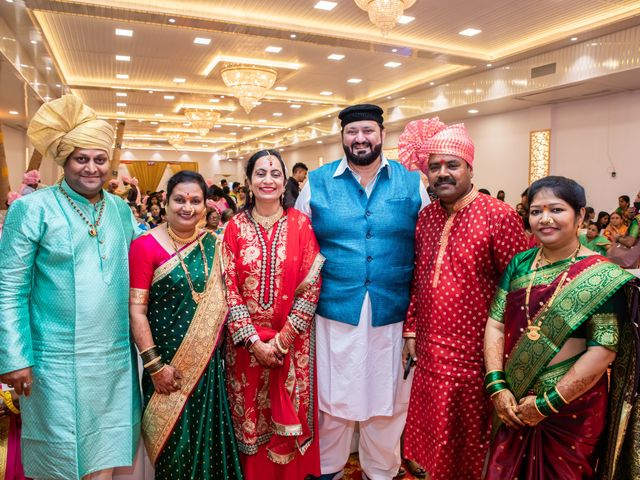 Supriya and Sachin&apos;s wedding in Mumbai, Maharashtra 51