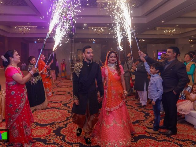 Neha and Devesh's wedding in Surat, Gujarat 35