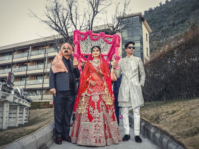 Shrey and Priyanka&apos;s wedding in Dehradun, Uttarakhand 114