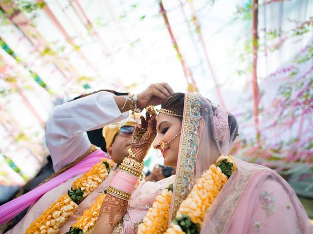 Shrishti and Vishal&apos;s wedding in Lucknow, Uttar Pradesh 35