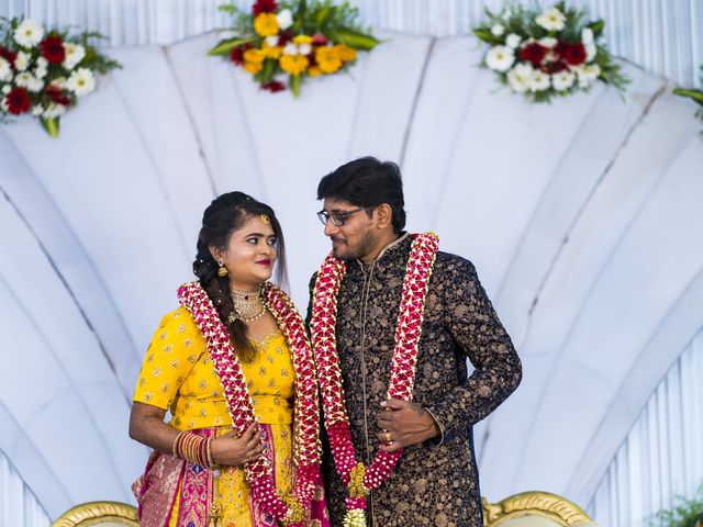 Karthikeyan and Kalaivani&apos;s wedding in Coimbatore, Tamil Nadu 8