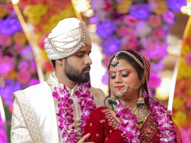 Utkarsh and Priyanka&apos;s wedding in Greater Noida, Delhi NCR 24