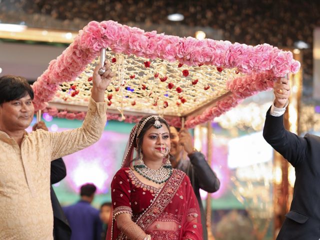 Utkarsh and Priyanka&apos;s wedding in Greater Noida, Delhi NCR 34