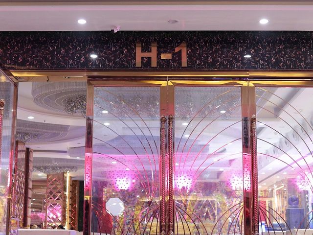 Utkarsh and Priyanka&apos;s wedding in Greater Noida, Delhi NCR 37