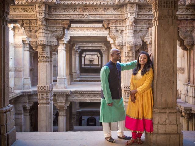 Ashka and Raghu's wedding in Ahmednagar, Maharashtra 10