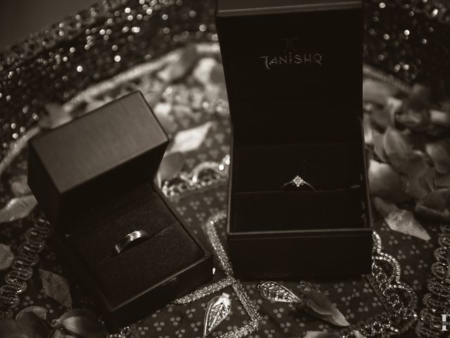 Ashka and Raghu's wedding in Ahmednagar, Maharashtra 36