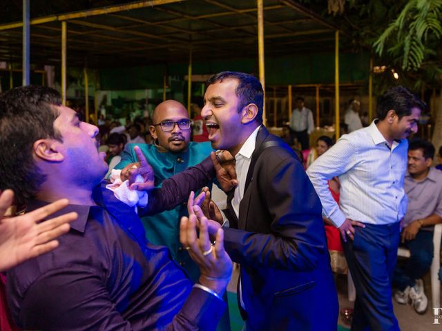 Ashka and Raghu's wedding in Ahmednagar, Maharashtra 46