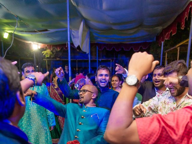 Ashka and Raghu's wedding in Ahmednagar, Maharashtra 50