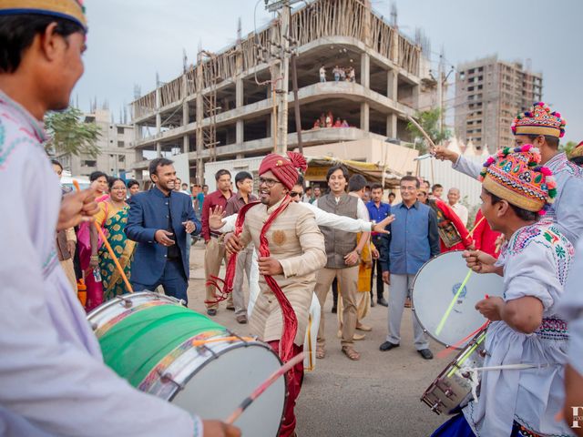Ashka and Raghu's wedding in Ahmednagar, Maharashtra 69