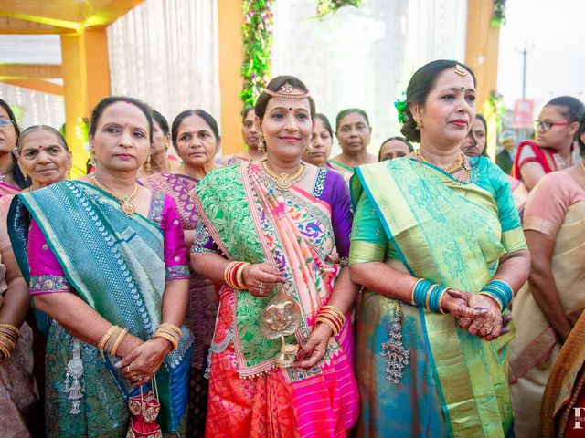 Ashka and Raghu's wedding in Ahmednagar, Maharashtra 71