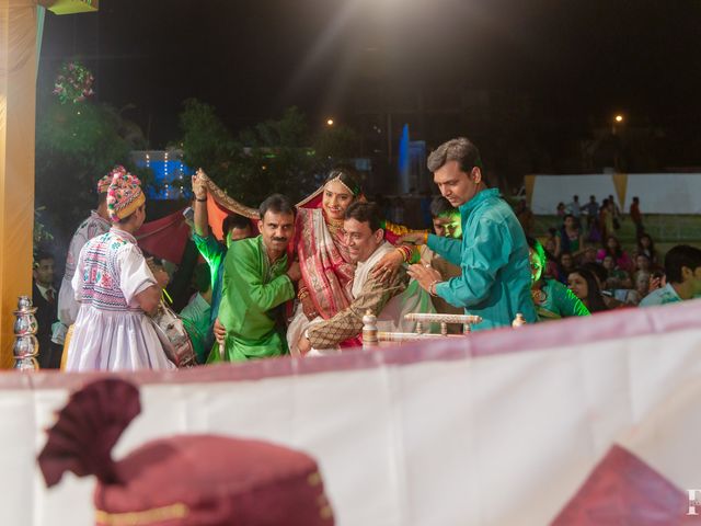 Ashka and Raghu's wedding in Ahmednagar, Maharashtra 95