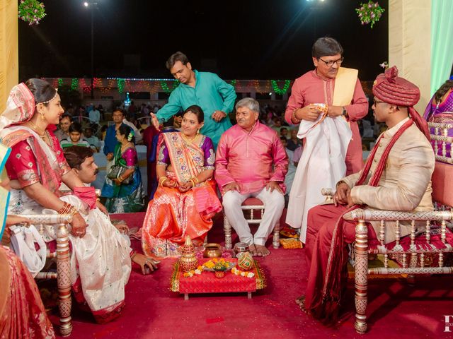 Ashka and Raghu's wedding in Ahmednagar, Maharashtra 97