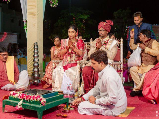 Ashka and Raghu's wedding in Ahmednagar, Maharashtra 104