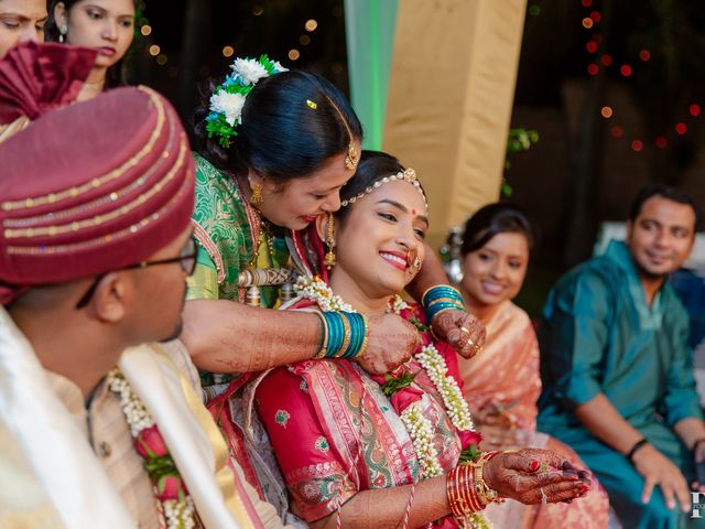 Ashka and Raghu's wedding in Ahmednagar, Maharashtra 109