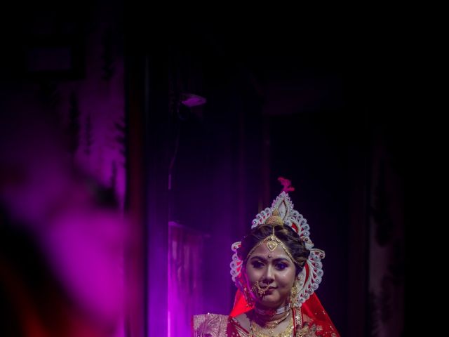 Dr. Amrita Bhattacharyya and Prokarso Chattopadhyay's wedding in Kolkata, West Bengal 5