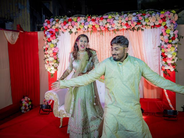 Dr. Amrita Bhattacharyya and Prokarso Chattopadhyay's wedding in Kolkata, West Bengal 7