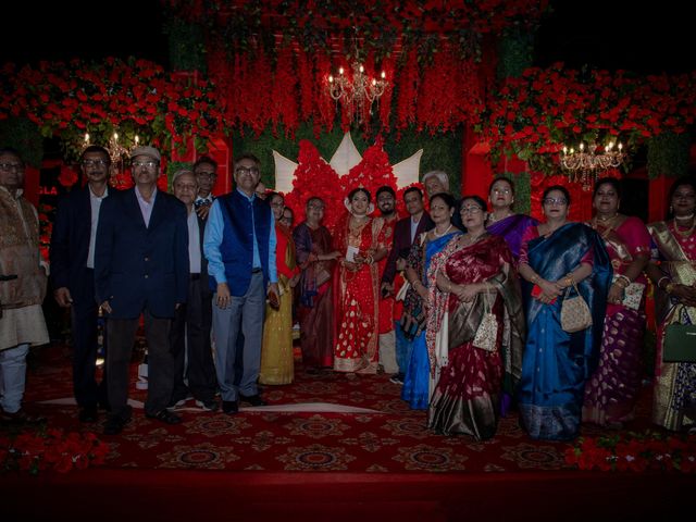 Dr. Amrita Bhattacharyya and Prokarso Chattopadhyay's wedding in Kolkata, West Bengal 26