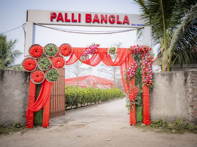 Dr. Amrita Bhattacharyya and Prokarso Chattopadhyay's wedding in Kolkata, West Bengal 36