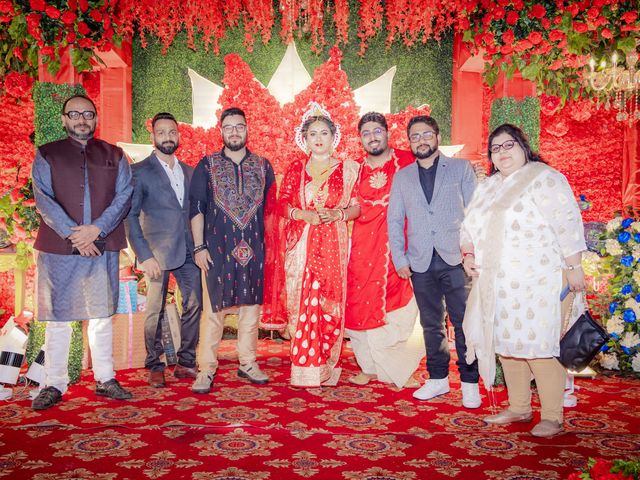 Dr. Amrita Bhattacharyya and Prokarso Chattopadhyay's wedding in Kolkata, West Bengal 59
