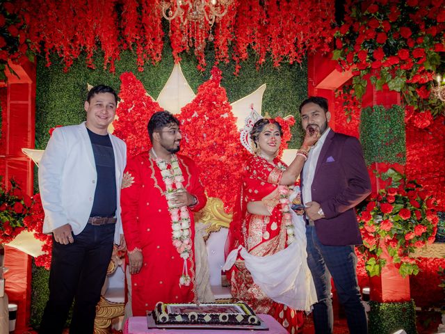 Dr. Amrita Bhattacharyya and Prokarso Chattopadhyay's wedding in Kolkata, West Bengal 68