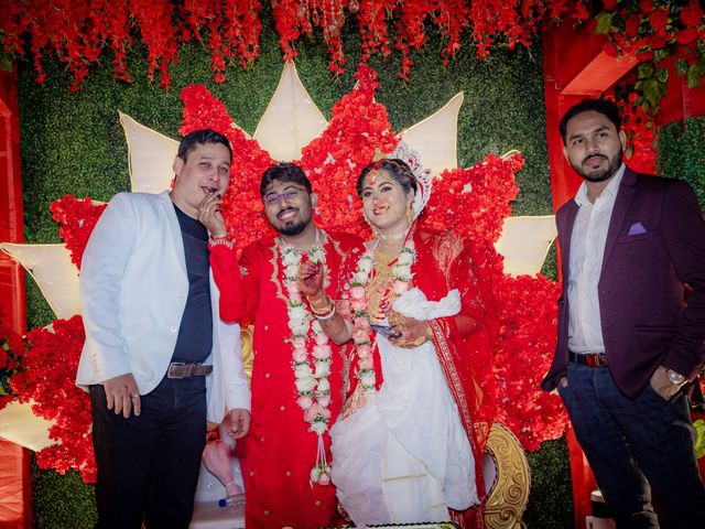 Dr. Amrita Bhattacharyya and Prokarso Chattopadhyay's wedding in Kolkata, West Bengal 80
