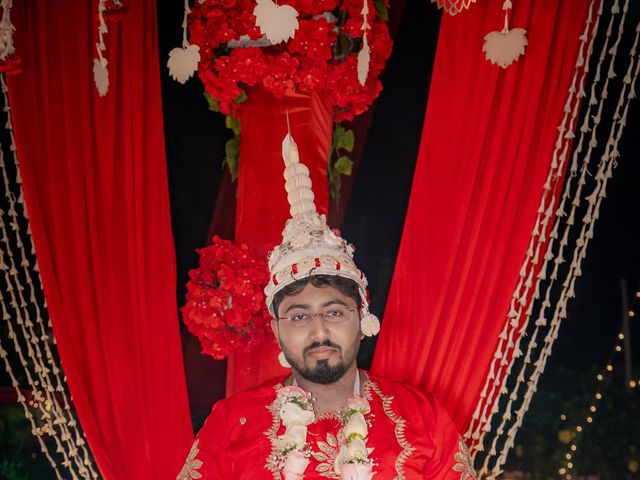 Dr. Amrita Bhattacharyya and Prokarso Chattopadhyay's wedding in Kolkata, West Bengal 91
