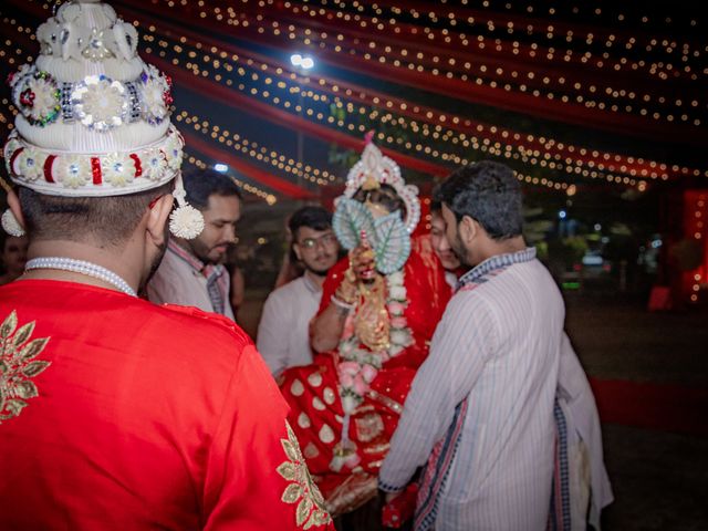 Dr. Amrita Bhattacharyya and Prokarso Chattopadhyay's wedding in Kolkata, West Bengal 124