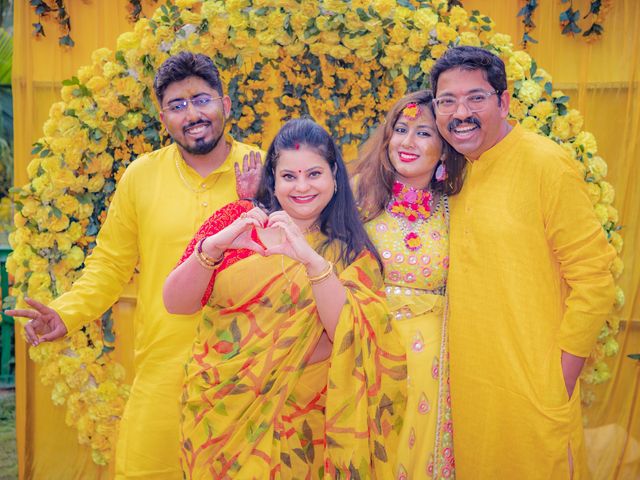 Dr. Amrita Bhattacharyya and Prokarso Chattopadhyay's wedding in Kolkata, West Bengal 133