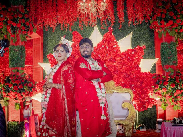Dr. Amrita Bhattacharyya and Prokarso Chattopadhyay's wedding in Kolkata, West Bengal 135