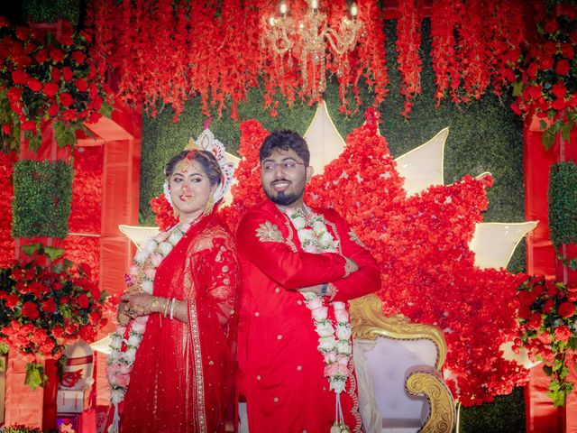 Dr. Amrita Bhattacharyya and Prokarso Chattopadhyay's wedding in Kolkata, West Bengal 139