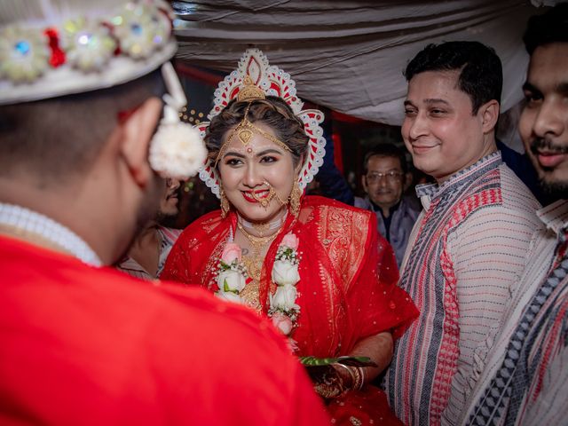 Dr. Amrita Bhattacharyya and Prokarso Chattopadhyay's wedding in Kolkata, West Bengal 151