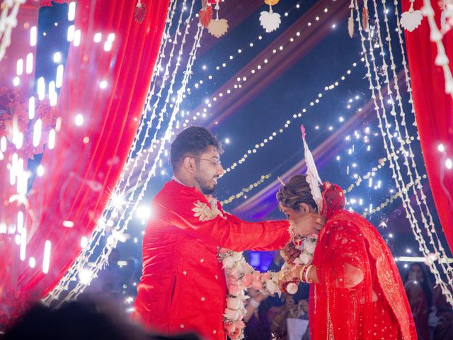 Dr. Amrita Bhattacharyya and Prokarso Chattopadhyay's wedding in Kolkata, West Bengal 174