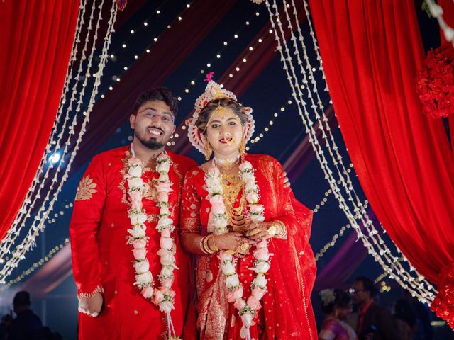 Dr. Amrita Bhattacharyya and Prokarso Chattopadhyay's wedding in Kolkata, West Bengal 183