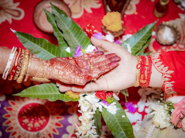 Dr. Amrita Bhattacharyya and Prokarso Chattopadhyay's wedding in Kolkata, West Bengal 189