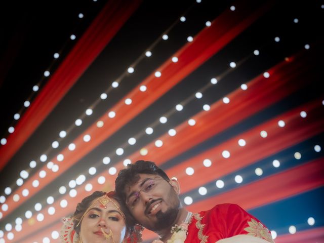 Dr. Amrita Bhattacharyya and Prokarso Chattopadhyay's wedding in Kolkata, West Bengal 196