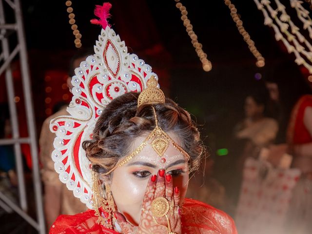 Dr. Amrita Bhattacharyya and Prokarso Chattopadhyay's wedding in Kolkata, West Bengal 207