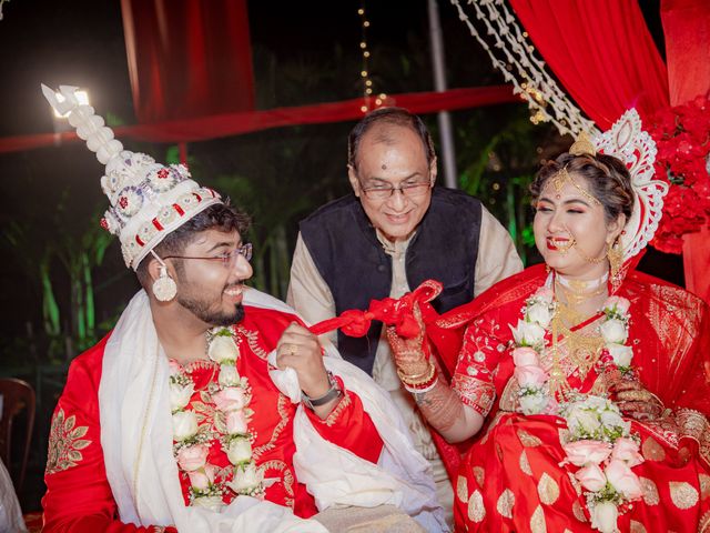 Dr. Amrita Bhattacharyya and Prokarso Chattopadhyay's wedding in Kolkata, West Bengal 213