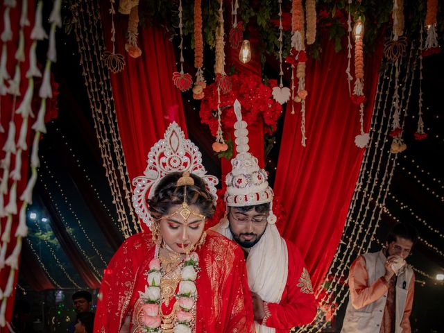 Dr. Amrita Bhattacharyya and Prokarso Chattopadhyay's wedding in Kolkata, West Bengal 220
