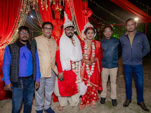 Dr. Amrita Bhattacharyya and Prokarso Chattopadhyay's wedding in Kolkata, West Bengal 235