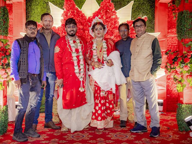 Dr. Amrita Bhattacharyya and Prokarso Chattopadhyay's wedding in Kolkata, West Bengal 237