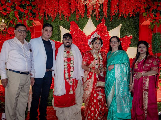 Dr. Amrita Bhattacharyya and Prokarso Chattopadhyay's wedding in Kolkata, West Bengal 240