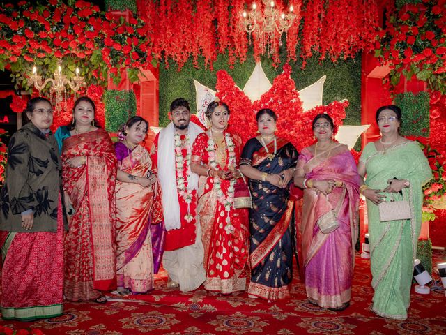 Dr. Amrita Bhattacharyya and Prokarso Chattopadhyay's wedding in Kolkata, West Bengal 255