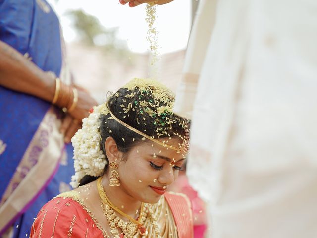 Shalini and shiva&apos;s wedding in Kochi, Kerala 17