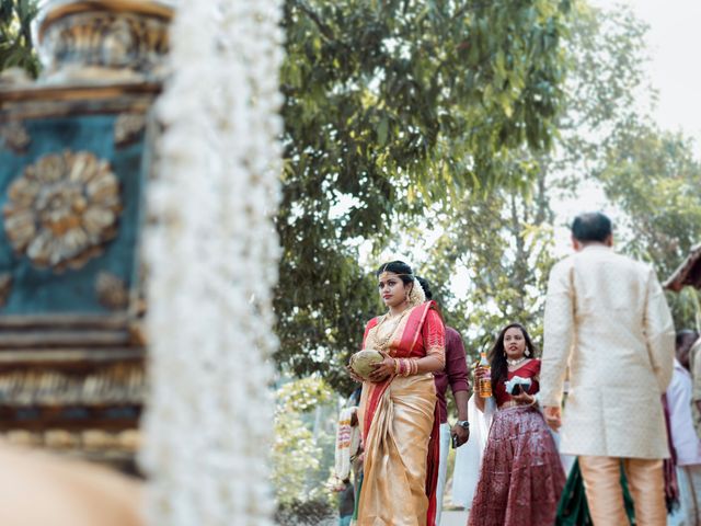 Shalini and shiva&apos;s wedding in Kochi, Kerala 57
