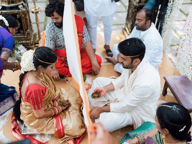 Shalini and shiva&apos;s wedding in Kochi, Kerala 64