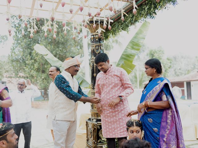 Shalini and shiva&apos;s wedding in Kochi, Kerala 75