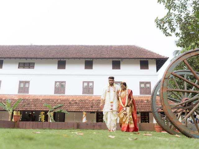 Shalini and shiva&apos;s wedding in Kochi, Kerala 124