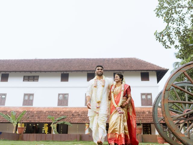 Shalini and shiva&apos;s wedding in Kochi, Kerala 131